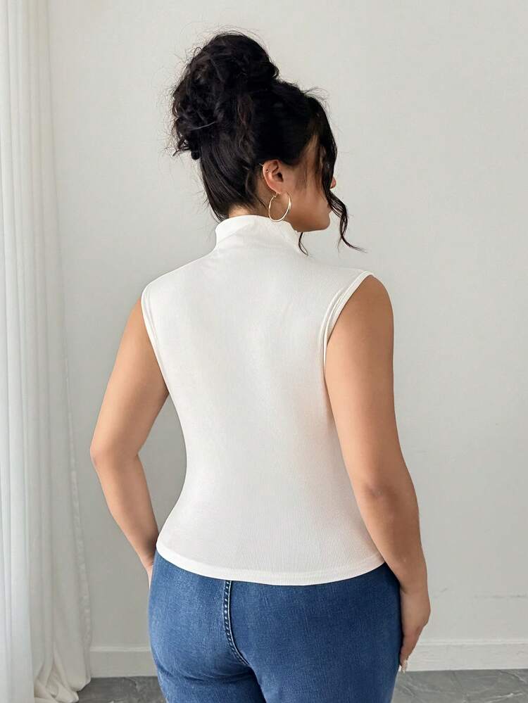 Dazy Plus Plus Size Women Solid Color Elastic Fitted Sleeveless Turtleneck Camisole, Spring/Summer