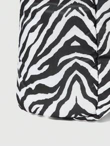 ROMWE Goth Figure Graphic Large Capacity Portable Shoulder Bag For Women - Black and White - View 4