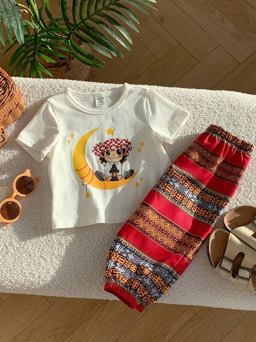 SHEIN Set de 2 piezas de camiseta de manga corta blanca con estampado lindo de niño y pantalones de linterna a rayas retro para bebé niño, patrón floral tradicional casual y versátil, adecuado para primavera/verano, festivales y celebraciones - Burdeos - Ver 1
