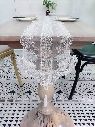غطاء طاولة من الدانتيل الأمريكي ديكور شرفة طاولة الطعام الشمالية مع شراريب، غطاء طاولة التلفزيون وخزانة الأحذية، وشاح طاولة مطرز