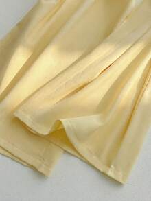 Jouncy 2件套女士度假纯色灯笼袖前系带衬衫和裤子套装 - 黃色 - 查看 5