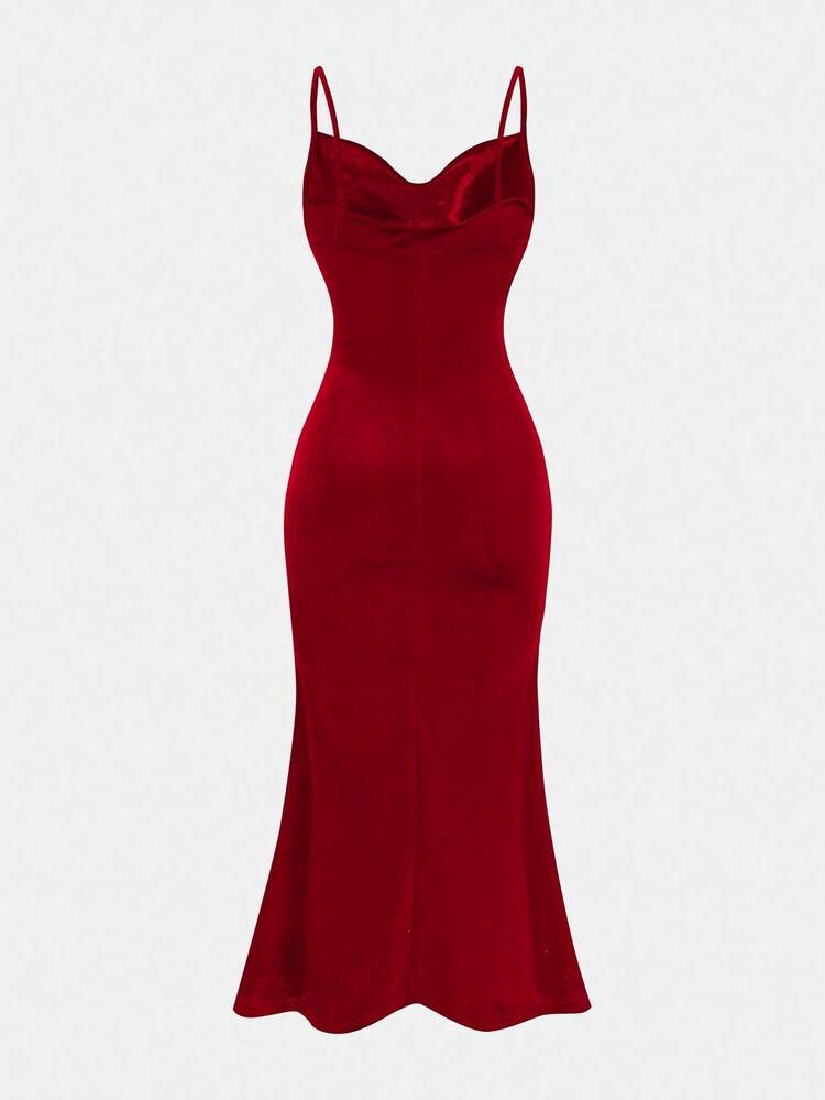 SHEIN Girlism Teen Girls Red Solid Color Spaghetti Strap Ruched Slim Fit  Casual Dress, Retro/Party/Date Dresses For New Year, Valentine's Day |  SHEIN USA
