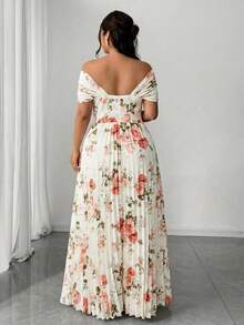 Elenzga 大码女装春夏新款柔粉色碎花连衣裙，不对称肩部荷叶边下摆，浪漫性感腰部褶皱长裙。适合浪漫假期、激情约会、旅行、都市郊游、音乐节、浪漫场合，以及打造吸睛造型。 - 彩色 - 查看 2