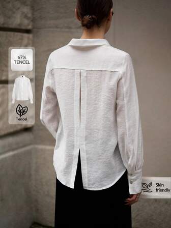 Ontre Camisa de mujer de estilo urbano chic minimalista y cómoda, de corte holgado y manga larga, en color blanco marfil. Blusa de mujer para uso en todas las estaciones, vuelta al colegio, casual de negocios, atuendo de viaje. Nueva llegada primavera/otoño 2025