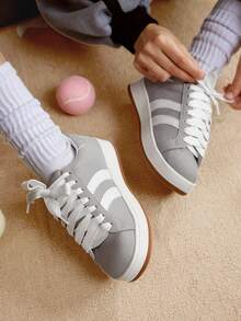 CUCCOO EASI Women's Solid Color Lace-Up Front Casual Sports Shoes For And New Year Holiday Vibe Fall And Winter Tainers