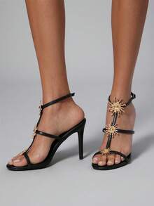 SHUZIA Sandalias de tacón alto con correa de tobillo de color negro, decoradas con adornos dorados, puntera abierta en forma de almendra, elegantes para primavera y verano, ideales para vacaciones - Negro - Ver 3