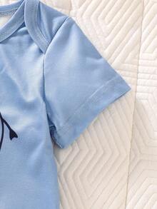 SHEIN 5pcs/Set Newborn Baby Boy Summer Outfit, Includes Cute Bear Print Knit Soft Bodysuit, All-Over Print Pants, Hat, Bib, Gloves Baby Unisex Clothes Sets Baby Boy Clothes Baby Boys Sets Newborn Baby Boy Clothes