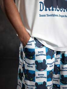 SHEIN How to Train Your Dragon Bộ đồ mặc nhà nam kiểu dáng thường ngày in chữ hoạt hình, gồm áo và quần short rộng vai rớt, thích hợp cho mùa hè. - Màu xanh lam - Xem 4