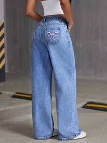 SHEIN ICON Pantalones de mezclilla rectos lavados con bordado de lazo y bolsillos para mujer - Azul lavado medio - Ver 2