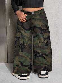 SHEIN Jeans de ajuste holgado con estampado de camuflaje y ramas para niña - Multicolor - Ver 6