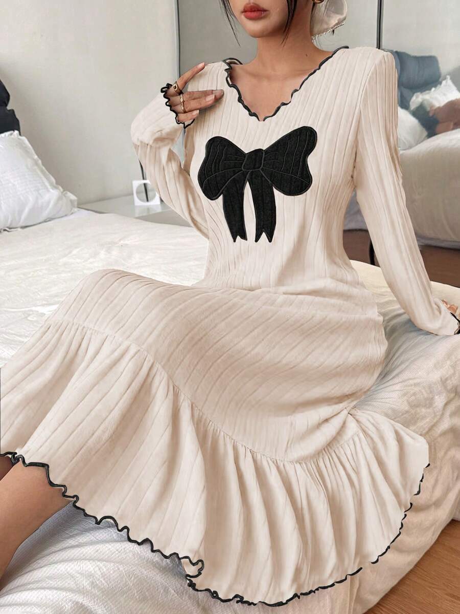 Dream Adore Áo ngủ dệt kim thoải mái dành cho nữ, thêu nơ, phối nhiều mảnh, viền bèo nhún. - màu đen - Xem 1