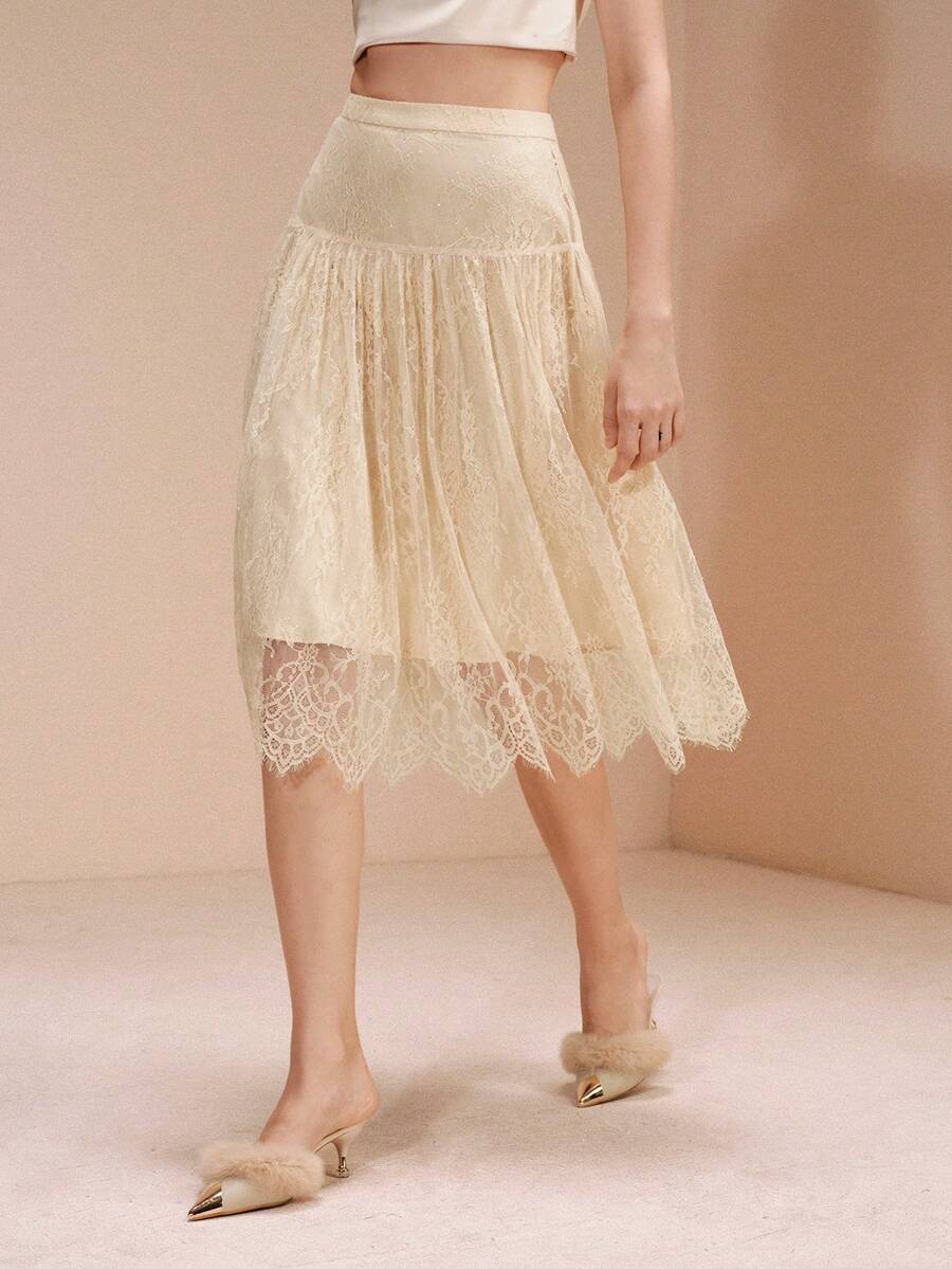 Revavyn 女士蕾丝面料褶裥中腰A字裙，优雅适合圣诞约会。女士圣诞优雅装扮 - 米色 - 查看 1