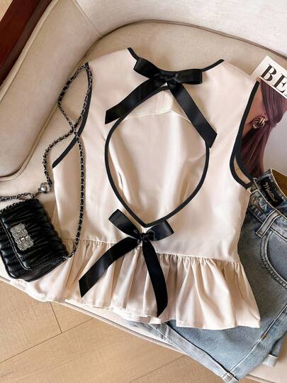 SHEIN Frenchy Women's Casual Round Neck Sleeveless Contrast Trim Bow Decor Hollow Ruffle Hem Elegant Tank Top, Summer,Casual Office, French Style,Business Casual Woman,Elegance,Old Money Style,Beach Vacation Resort Wear Women Boho Boho Top Off The Shoulder Top Going Out Tops Women Casual ,Summer,Carnival Women Look 2026 2026,Summer Holiday Outfits