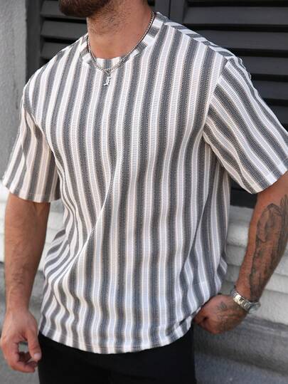 Manfinity CasualCool 男士舒适多色提花短袖圆领T恤，畅销休闲T恤，适合度假、派对、朋友聚会、简约办公、商务休闲等场合，自穿或送礼皆宜。