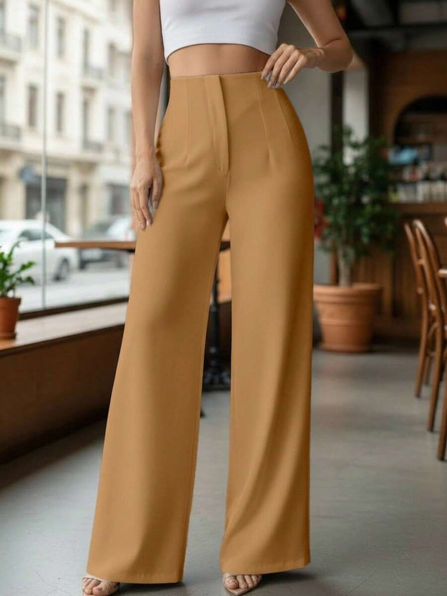 Pantalón Pinzas al Frente y Pierna Amplia. Tela Stretch. - Camel - Ver 1