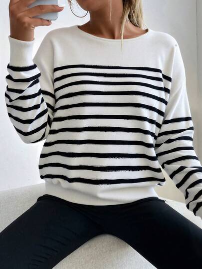 Suéter de manga larga para mujeres - choques de color, detalles de espalda abierta en V de corte trasero, diseño exterior de lazo trasero, hombros caídos, cuello redondo, manga larga, color sólido, ideal para usar en otoño / invierno | regalo de cumpleaños de Navidad