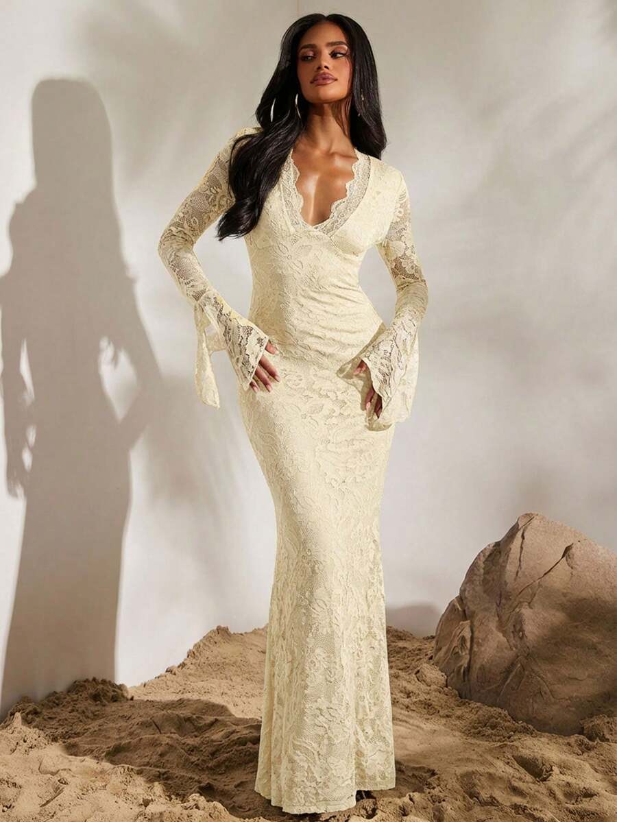 Opulessa 女士纯色针织蕾丝荷叶边连衣裙，度假款 - 杏色 - 查看 1