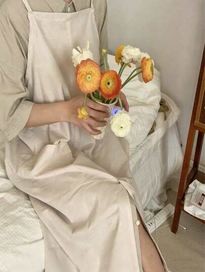 Madebyblanc 日本と韓国のスタイルのサスペンダー付きエプロン、防水、コットンリネンのクロスバックエプロン、料理、絵画用のポケット付き、料理、ベーキング、ガーデニングに適したエプロンドレス、フローリスト、ネイルテクニシャン、カフェ店員にも使えます。外出時にも着用可能、料理の作業服ドレス、ホーム&リビング