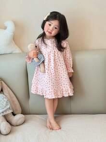 DAZY Infant/Toddler Girls' Round Neck All-Over Print Casual Comfortable Long Sleeve Pajamas