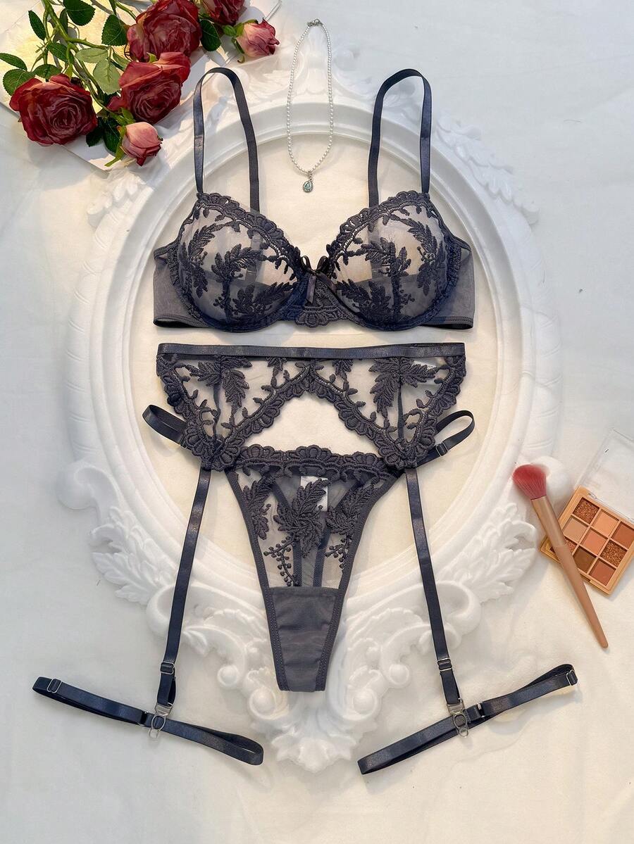 5pcs Women's Solid Color Spaghetti Strap Lace Sexy Lingerie Set