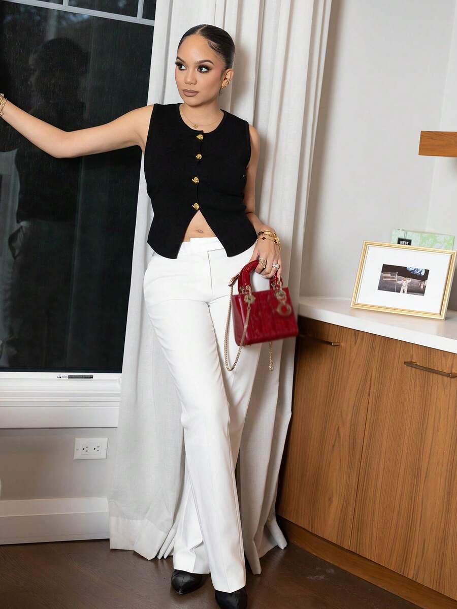 Melissa Matos Damen Lässig einfarbige Strickweste mit Knopfleiste für den Sommer, schwarze Knopfbluse, Damen schwarze Bluse, Crop Top, Knopfweste, ärmelloses Top für Ausgehen, Tops für Schule im Herbst/Winter - Schwarz - Übersicht 1