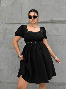 POPSWAY Robe courte en tissu à manches courtes avec décoration de rivets pour femmes grandes tailles - Noir - Voir 5
