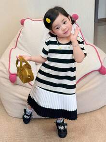 DAZY Đầm ngắn tay cổ tròn kẻ sọc phối màu tương phản cho bé gái, kiểu dáng thường ngày, thích hợp cho mùa xuân hè. - Đen và trắng - Xem 7