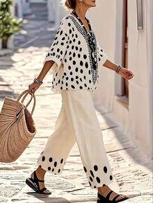 EMERY ROSE 波点印花V领上衣和阔腿直筒裤两件套，女士休闲度假装 - 彩色 - 查看 5