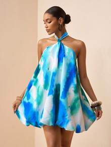 Zivah 2026春夏新品，适合情人节、婚礼季、音乐节、复活节、波西米亚风、度假、邮轮旅行、海滩、优雅通勤等场合，露背系带，性感露背，花朵蓬蓬裙，宽松A字迷你裙，扎染蓝绿色印花连衣裙 - 彩色 - 查看 3