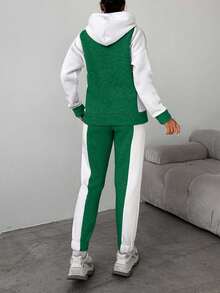 EURMUSE Set de 2 piezas de top con capucha y pantalones con estampado de color contrastante para mujer - Verde Oscuro - Ver 2