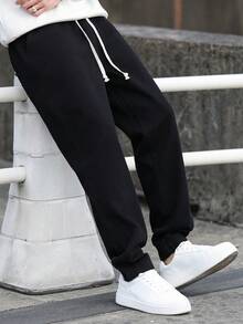 Manfinity Hypemode 男士抽绳腰带口袋休闲通勤慢跑牛仔裤 - 黑色 - 查看 5