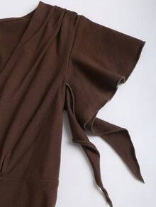 Sweetra 深V领棉混纺修身T恤，喇叭袖，春夏款 - 咖啡棕 - 查看 3