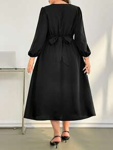 SHEIN Essnce Plus-Size Women's Spring And Autumn Fashion Casual Loose Comfortable Daily V-Neck Textured Fabric Waist Black Long Sleeve Mid-Length Dress With Pockets, Fall Outfits, Church Clothes For Women / Square/ Valentine's Day /Valentine Outfits For Women/Three-Quarter Sleeves, Square Neck, Fitted Waist, A-Line Skirt, Preppy Back-To-School Style Dress/Black A-Line Skirt/Office Commuting