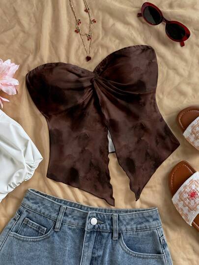 Soleia Dammode bandeau-topp med asymmetrisk nederkant och vriden framsida, sommar