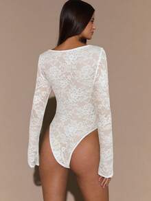 SHEIN BAE 女士黑色长袖上衣，性感深V领蕾丝喇叭袖透视简约优雅浪漫衬衫，适合叠穿、浪漫约会、秋冬季派对等场合。 - 白色 - 查看 2