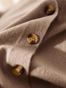 CosyJoli 秋冬大码女式休闲宽松纯色纽扣长袖开衫 - 駝色 - 查看 6
