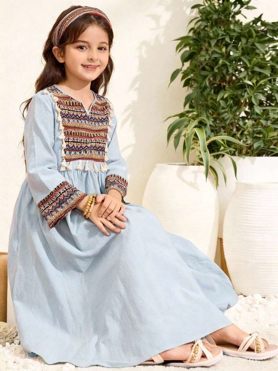 SHEIN Young Girls' Blue Print Patchwork Tassel Robe, Middle Eastern Holiday Party Outfit, Traditional Arabic Abaya Robe