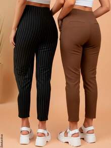Set de 2 pantalones semi-entubados para mujer, clásicos, casuales y elegantes, multicolor, tela de algodón y poliéster, aptos para cualquier temporada. Ajuste de cintura natural y bolsillos funcionales. Frescos, ligeros y cómodos. Te llegarán 2 pantalones: 1 en color negro y 1 en color al azar. - Multicolor - Ver 4