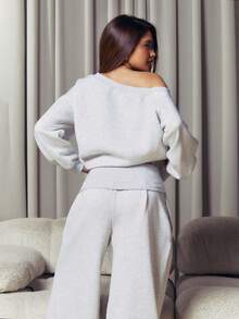 Criza Taa 宽松不对称肩部运动衫休闲、机场返校秋季秋冬圣诞节