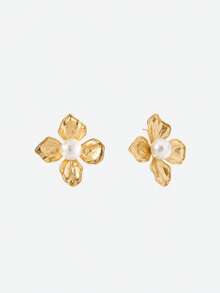 Opalesca 1 Pair Fashionable & Elegant Flower Shaped Pearl Inlaid Earrings For Women,Outfits,Old Money,Wedding/Bridal Accessories,Western Jewelry,Fairycore/Fairy,Pearl,Fall/Autumn/Winter,For Mom/Women/Girl/Mother,Elegant - Gold - View 3