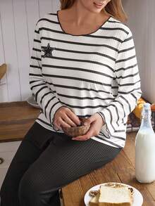 Doze Lane Gerippter Top kombiniert mit schwarzer Hose, Damen Schlafanzug Set, Damen Loungewear Set, gestreifter Pyjama Set mit Langarm, Loungewear für Damen, Homewear für Damen - Schwarz und Weiss - Übersicht 5
