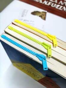 Zazumi 1个创意拉链书签，可作记事夹，适用于书籍阅读，是学校办公用品、圣诞节礼物、节日礼物、学生和爱书人士的必备之选。 - 彩色 - 查看 5