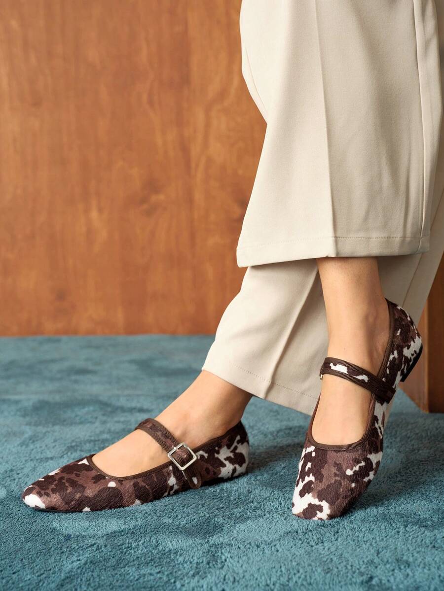 Rosivie Women's Cow Pattern Buckle Design Fashionable Versatile Flat Loafers - Coffee Brown - View 1