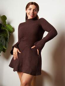 Lupita Cardoza 女式休闲喇叭袖简约短款毛衣裙 - 咖啡棕 - 查看 5