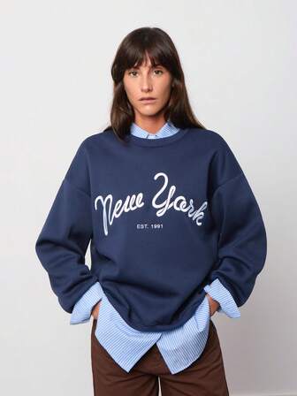 Athîral Casual Navy Blue Embroidered Letters Minimalist Printed Pattern Crew Neck Loose Fit Women Sweatshirt, Autumn/Winter.Streetwear