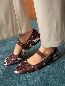 Rosivie Women's Cow Pattern Buckle Design Fashionable Versatile Flat Loafers - Coffee Brown - View 5