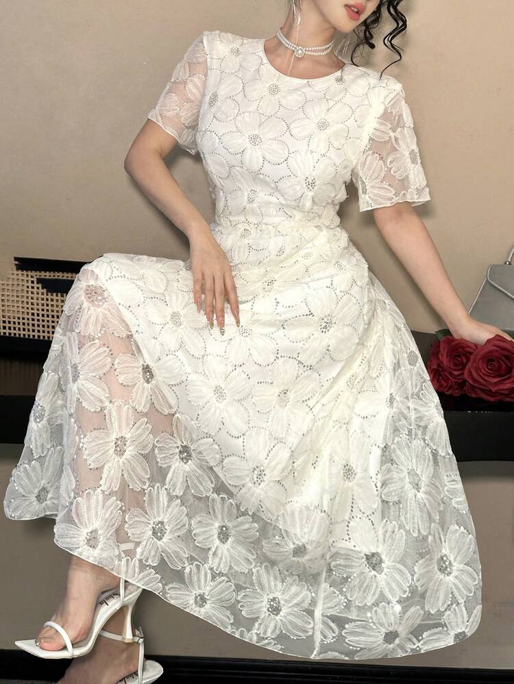 Women's Lace Fitted Mid-Length Dress Sundress
