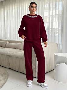 EURMUSE Conjunto informal holgado de sudadera de manga larga con cuello redondo y hombros caídos con decoración de rhinestones y pantalones para mujer - Burdeos - Ver 4