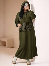 Modelyn Plus-size damesjurk met geometrische print, lange mouwen, trekkoord en capuchon, casual sweatshirt met zakken