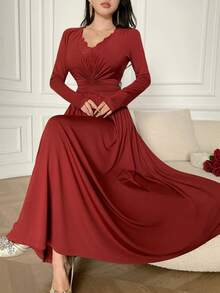 Feyla Đầm maxi dài tay cổ chữ V phối ren chất lượng cao, có phần eo thon gọn. - Màu Đỏ Sâu - Xem 2